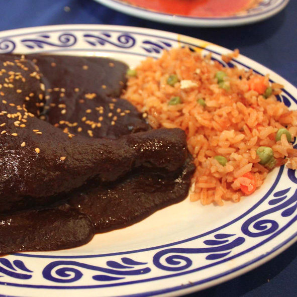 Saborea un rico mole en Puebla
